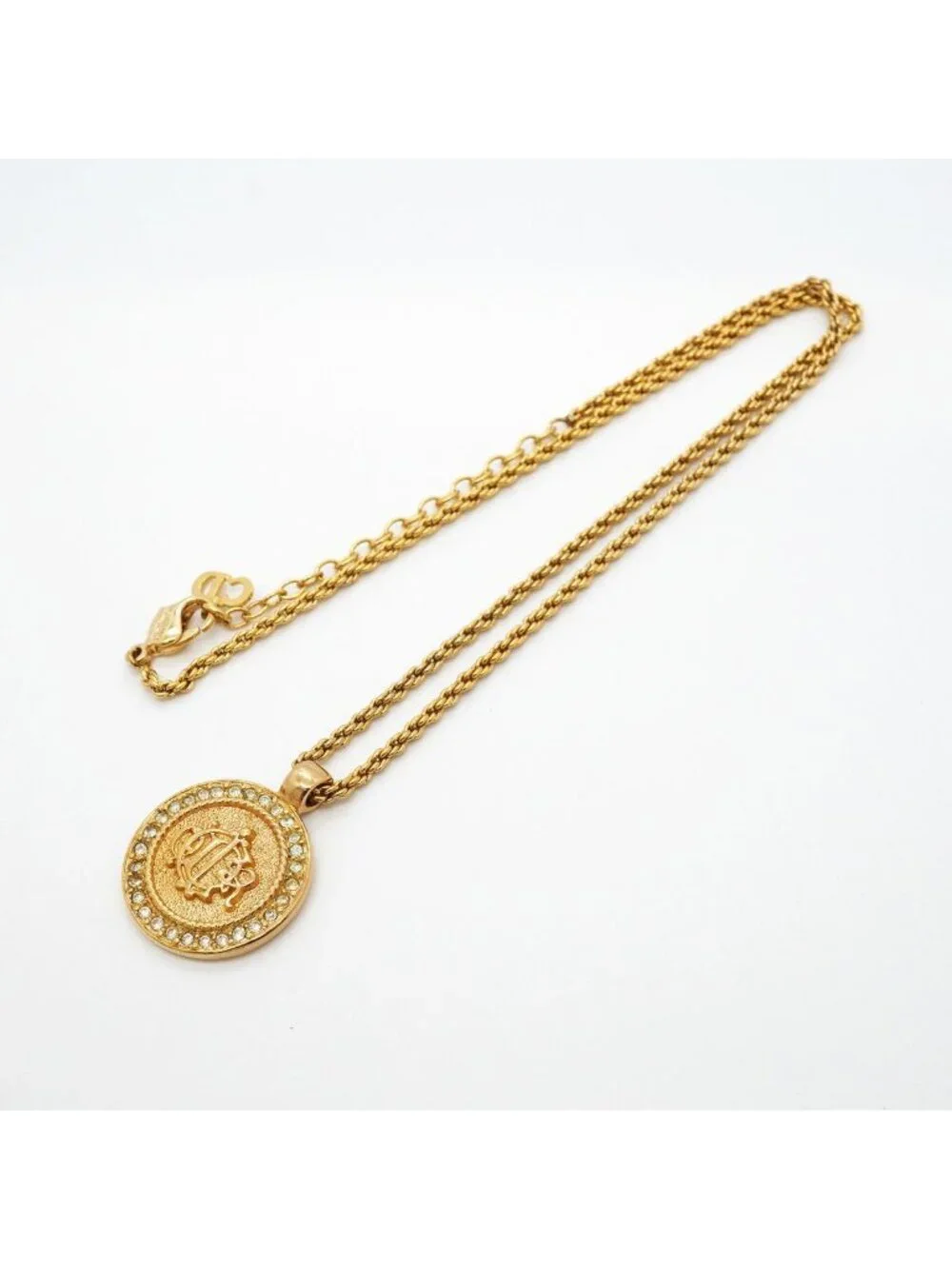 Dior Necklace Emblem Round